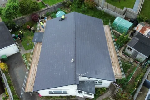 <strong>New Roofs</strong> & <strong>Roof Repairs</strong><br>Somerset
